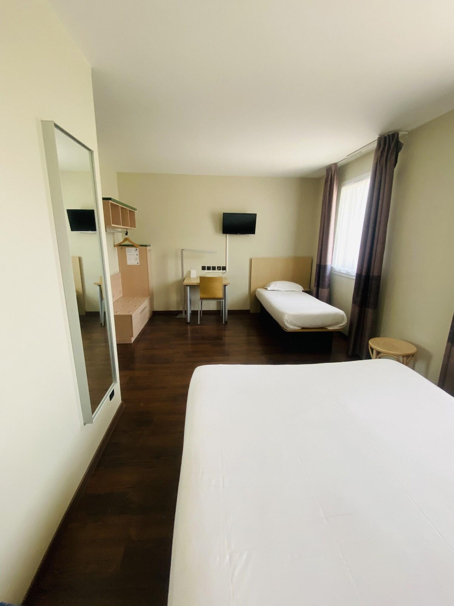 Hotel Aubagne 2*
