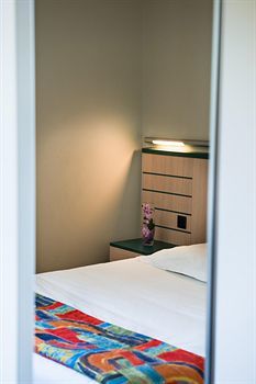 Aubagne 2* Gémenos