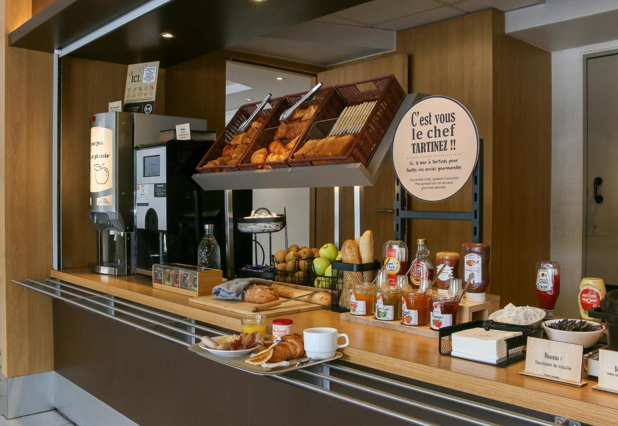 Aubagne Hotel 2*