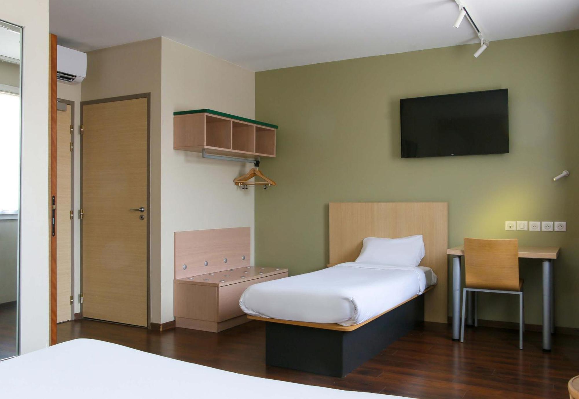 Hotel Aubagne 2*